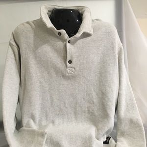 G.H Bass and Co 4 Button Sweater